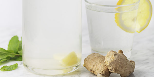 Zutaten für das Ingwer-Wasser Ingwer